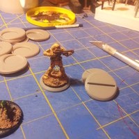 28mm Round Base with 2mm x 25mm Slot - Thumbnail 2