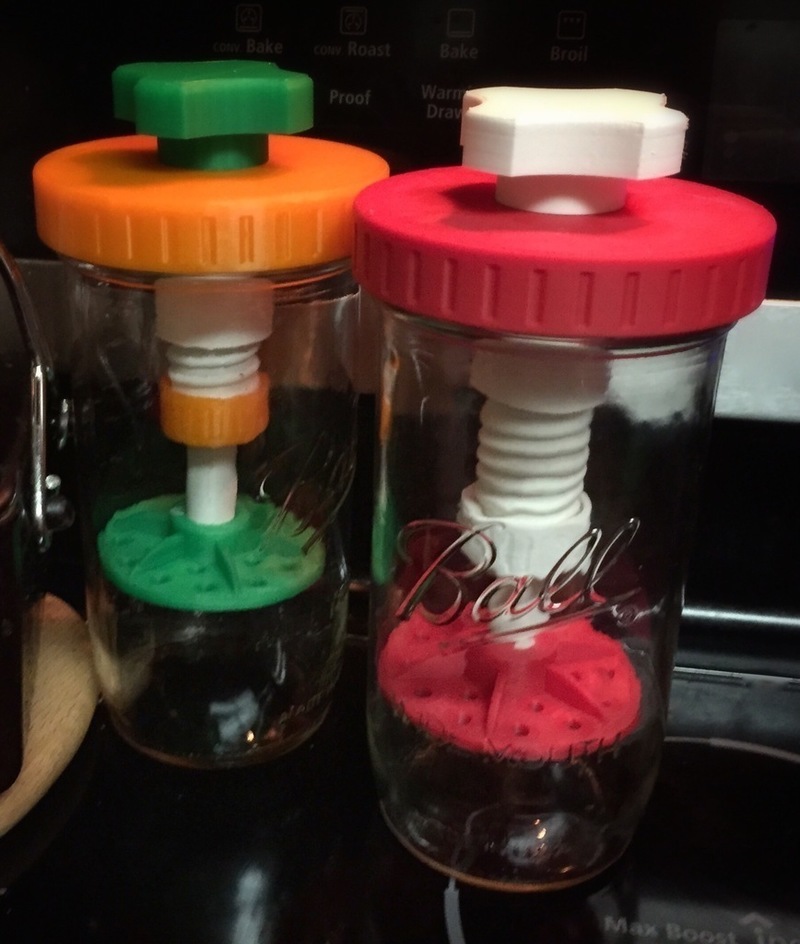 Pickling press for 24oz wide mouth mason jars