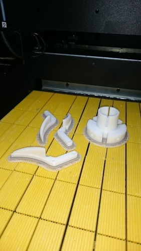 Jak's 3 Claw Walnut Gripper 3D Print 118789