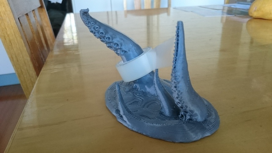 Tentacle tape cutter with teeth 3D Print 119979