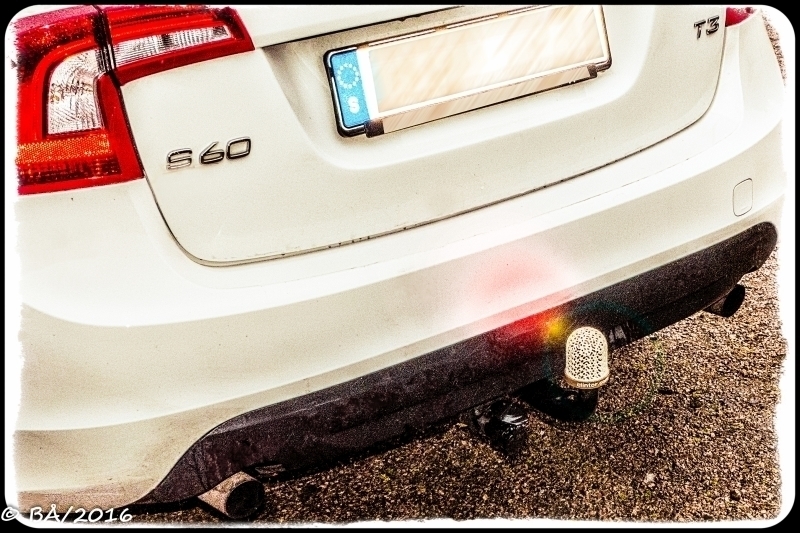 Hitch cover gyroidal