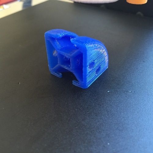 2020 T-Slot 90 Degree Corner Cap and Support 3D Print 120890