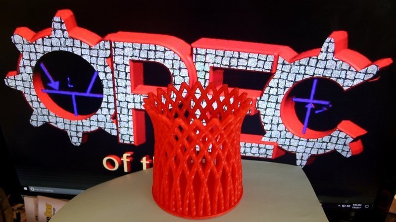 Helical Vase 100