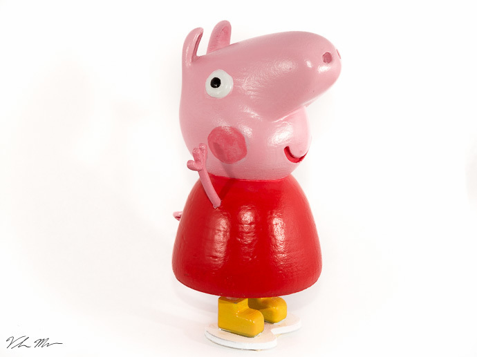 3D file PEPPA PIG LASER CUT HOME 🐖・3D printable model to download・Cults