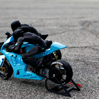 2016 Suzuki GSX-RR MotoGP RC Motorcycle - Thumbnail 8