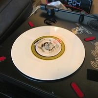 Dj Tools: Numark PT01 Turntable Spindle Record Clamp - Thumbnail 2