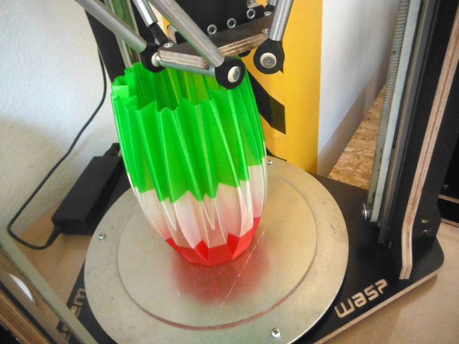 One simple and nice spyralized vase 3D Print 126868