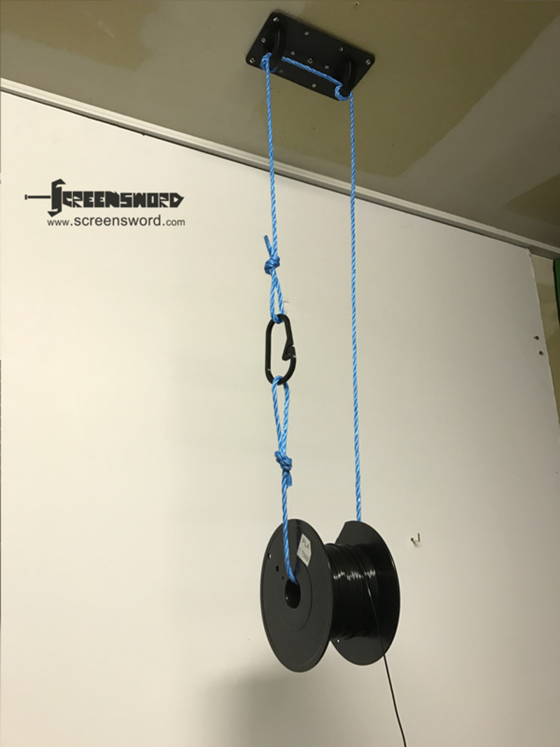 Spool suspension bracket