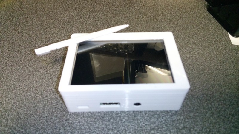 Raspberry Pi3 LCD 3,5" Case & Touch Pen
