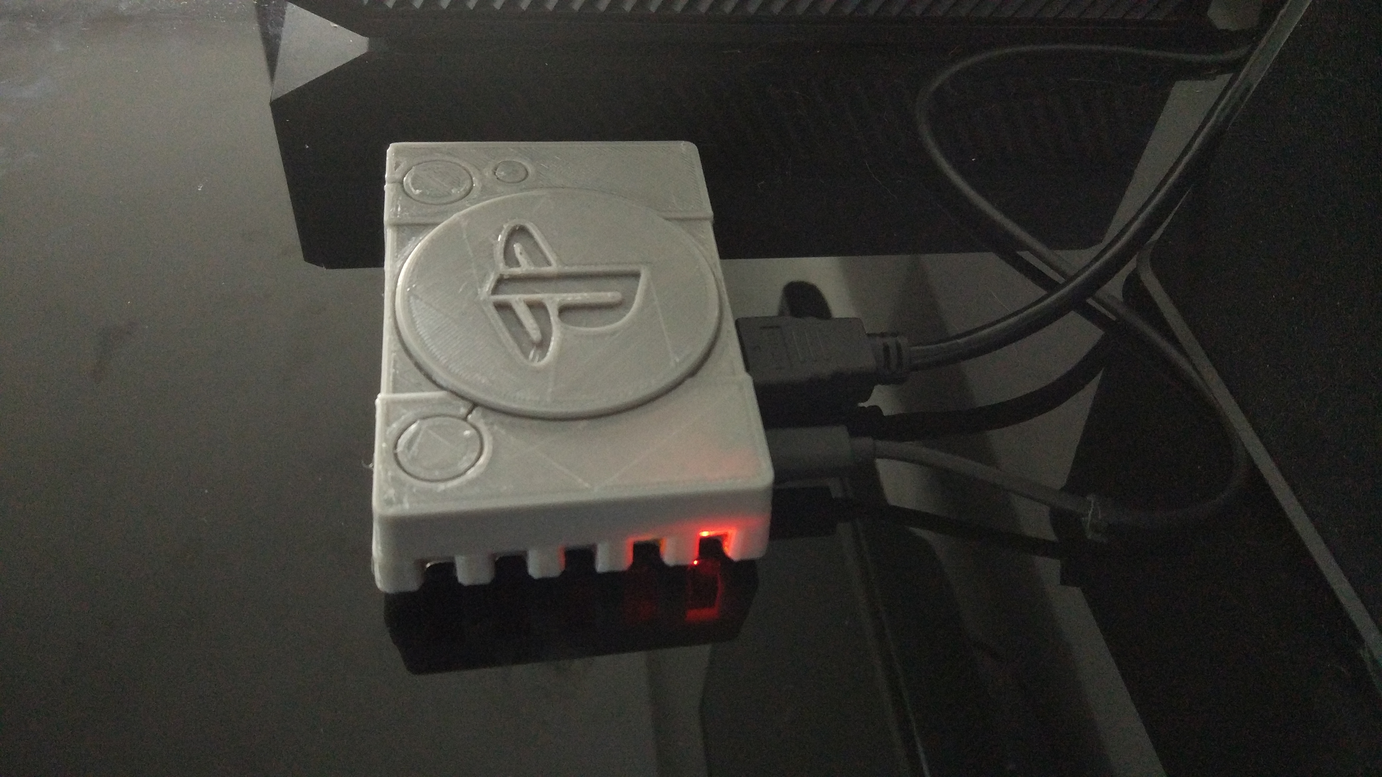 digtere Inspicere Døde i verden 3D Printed Raspberry pi playstation case by Filipe Campos | Pinshape