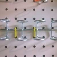 Peg Board Locking Clip for 6 Place (Screw Driver) Tool Holder - Thumbnail 2