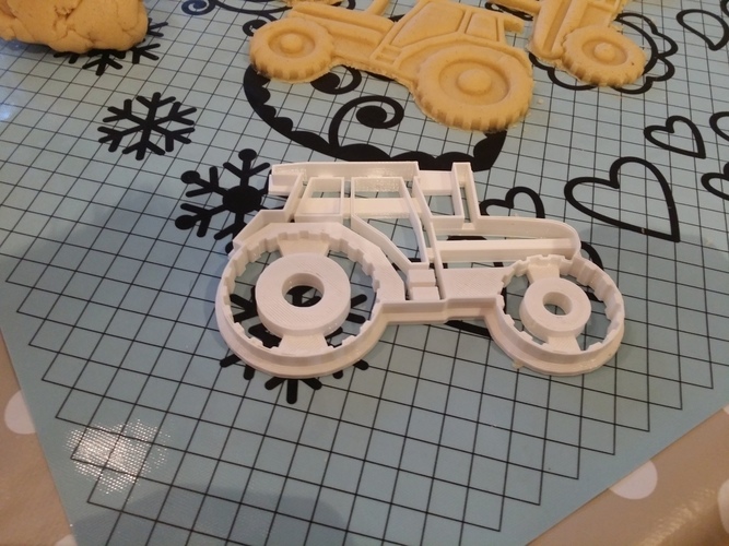 Detailed Tractor Cookiecutter 3D Print 130147