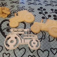 Detailed Tractor Cookiecutter - Thumbnail 4