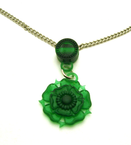 Tudor Rose Testing Piece and Pendant 3D Print 134113