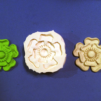 Tudor Rose Testing Piece and Pendant - Thumbnail 3