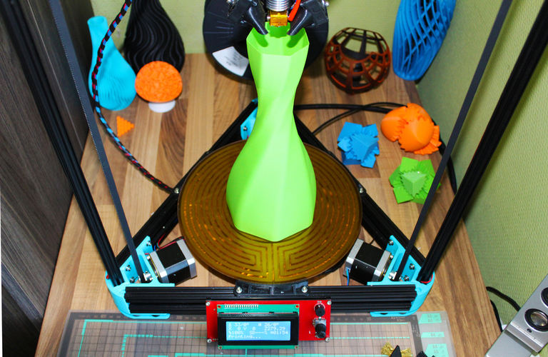Twisted Heptagon Vase 3D Print 134727
