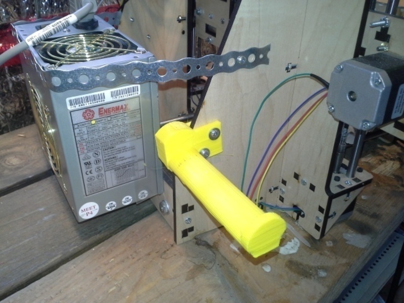 Spool holder for maker farm