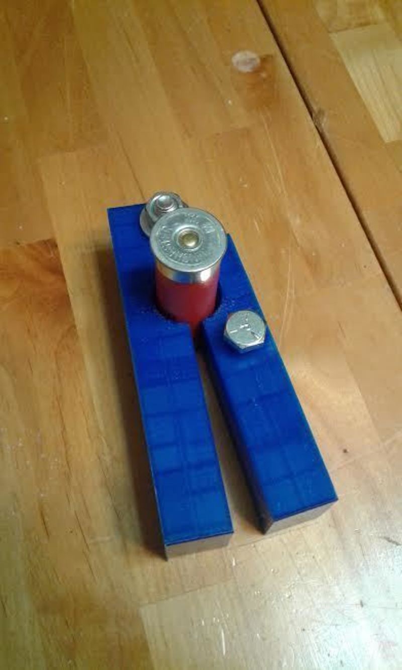 Shotgun shell opener / de-capper / reloader / wax slug modifier