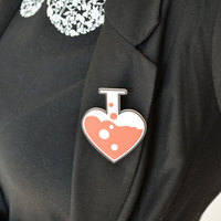 Love chemistry brooch/pin - Thumbnail 4