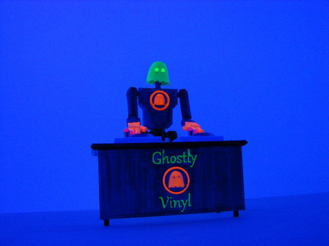 Ghostly Vinyl Challenge Robot DJ 3D Print 138916