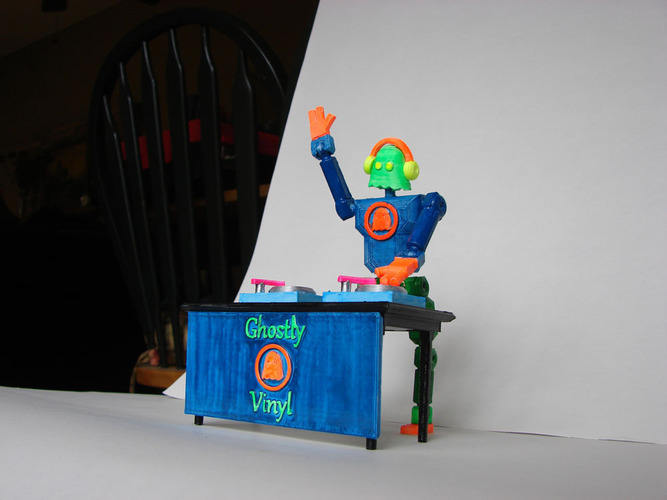 Ghostly Vinyl Challenge Robot DJ 3D Print 138922