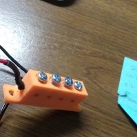 Terminal Block 4 connections - Thumbnail 2