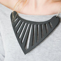 Triangle necklace - Thumbnail 4