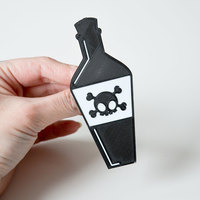 Poison Brooch - Thumbnail 1
