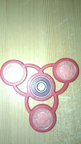 1p fidget spinner/toy