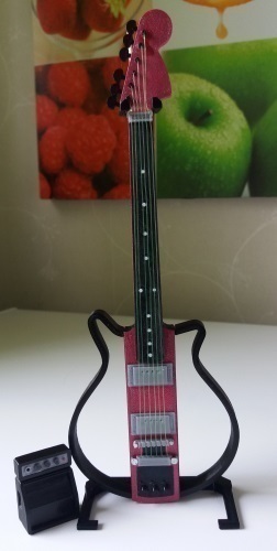 Electric guitar in scale 1:4, fully 3D printable
