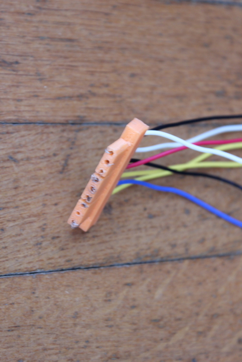 PS2 joystick connector