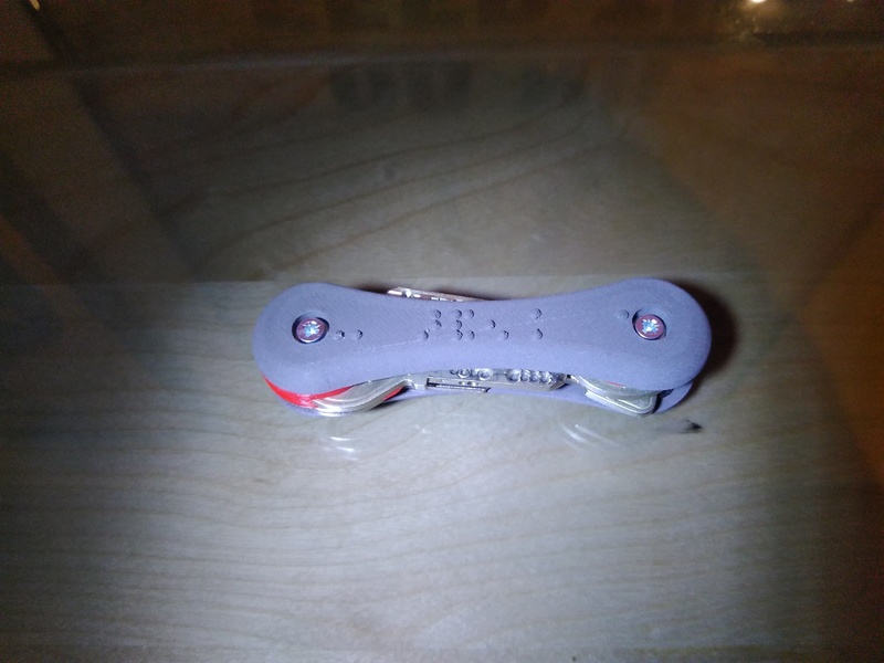 Braille keychain 