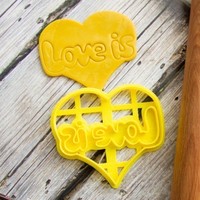 Stamp LOVE IS cookie cutter for professional - Thumbnail 4