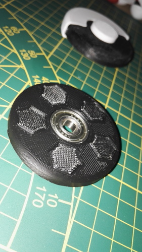 fidget spinner Pokeball 3D Print 145864
