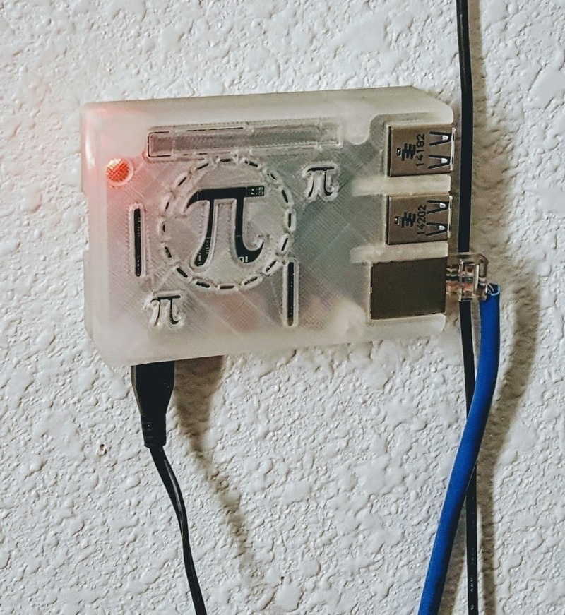 Raspberrypi 3 case, wall mountable