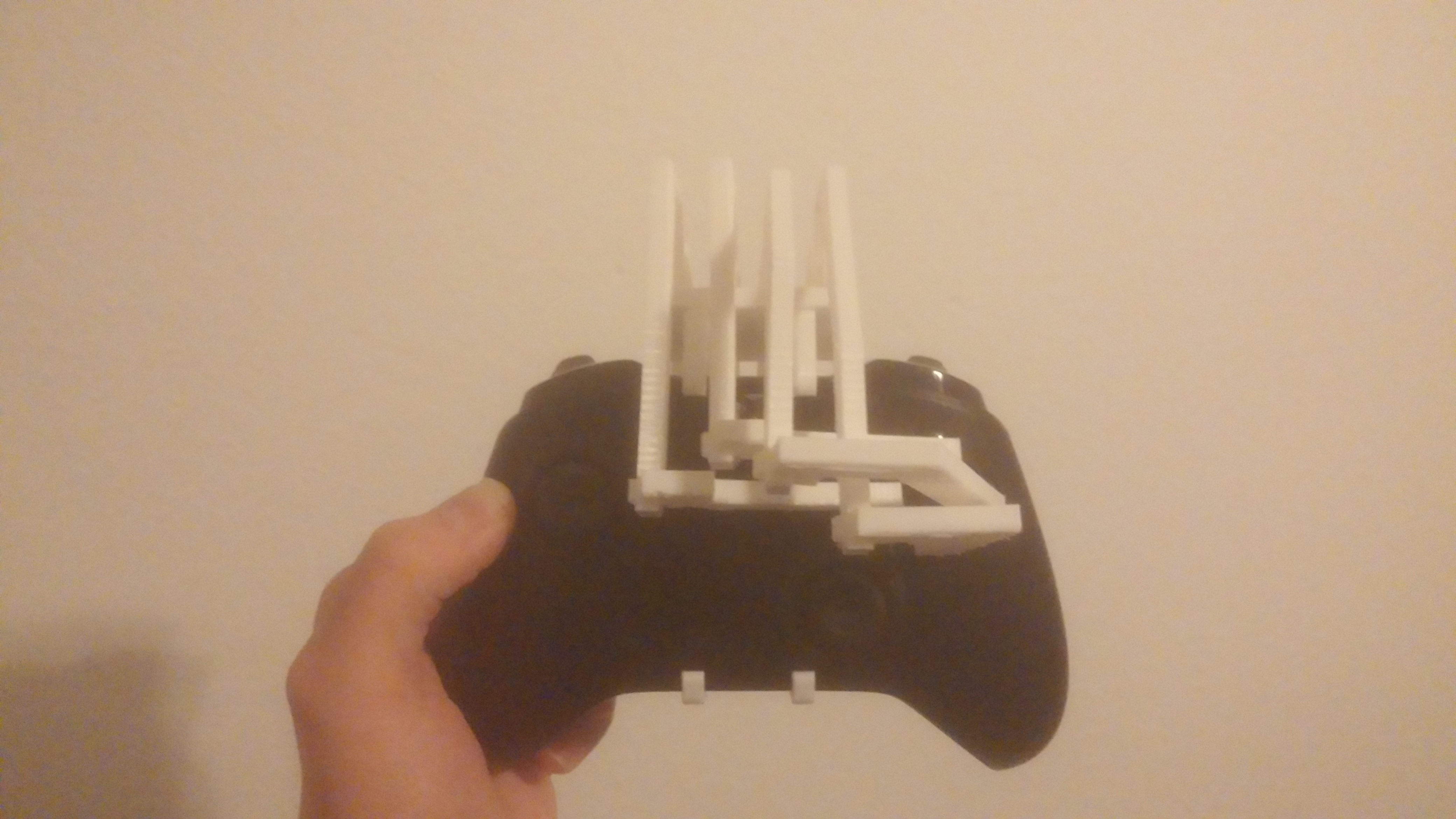 3D Printable xbox one elite controller paddle by Lucas
