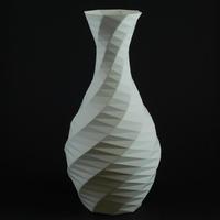 Low-poly Rose Twist Vase - Thumbnail 3