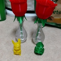 Low-poly Rose Twist Vase - Thumbnail 6