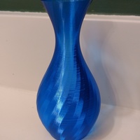 Twistalicious Rose Vase - Thumbnail 1