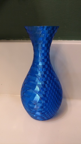 Twistalicious Rose Vase 3D Print 146447