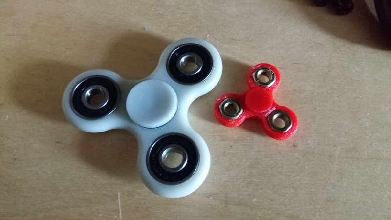 Fidget spinner mini