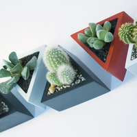 Prisma planter - Thumbnail 3