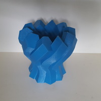 Twisted Hexagon Vase - Thumbnail 4