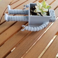 Robot Planter - Thumbnail 6
