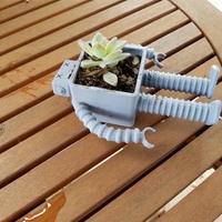 Robot Planter - Thumbnail 7