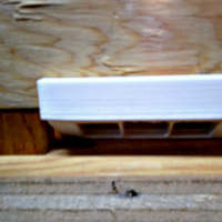 Bee Feeder - Thumbnail 3