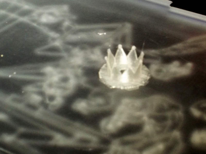 Crown - for wise mans n' dolls n' stuff...