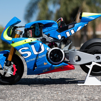 2016 Suzuki GSX-RR 1:8 Racing RC MotoGP Version2 - Thumbnail 6