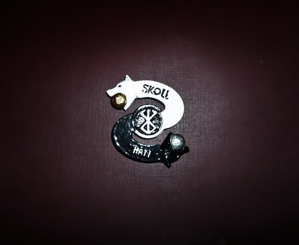 SKOLL & HATI spinner