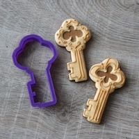 Golden Key cookie cutter for professional  - Thumbnail 3